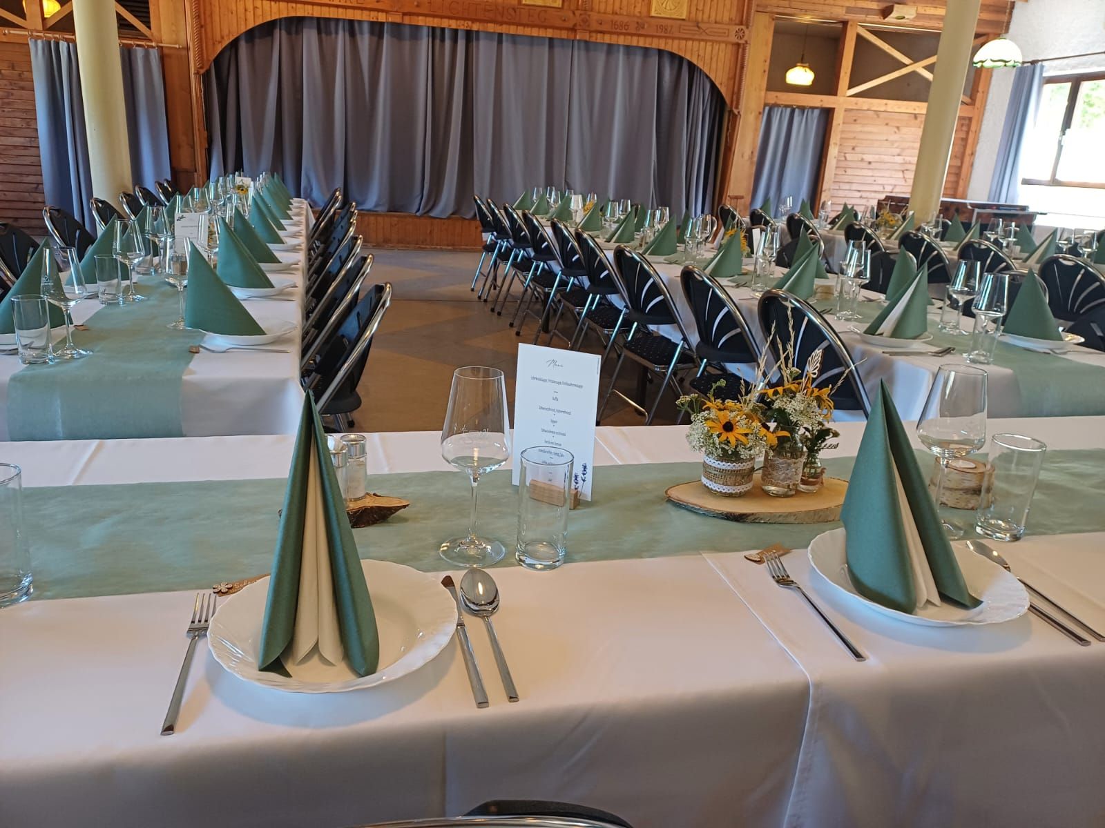 Der Festsaal — Platz für große Feiern